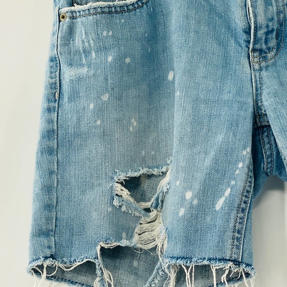 American Eagle Mid Rise Cut Off Raw Hem Short Distressed Bleached Tie Dye Size 6 - Picture 4 of 11